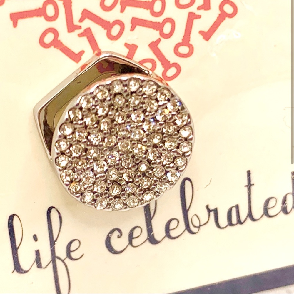 Keep Collective pave Circle